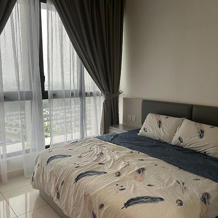 Eco Nest 3 Bedroom Duplex Apartment Nusajaya  Exterior photo